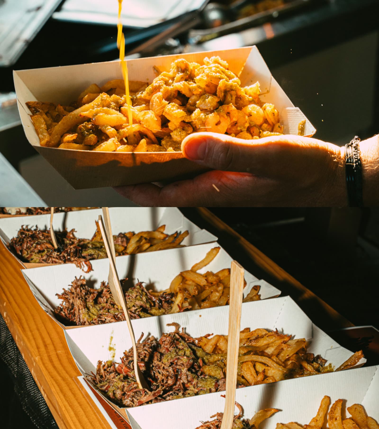 Barquette de frites garnies d'effiloché de viande fumée, service au comptoir